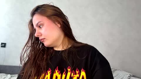 Snapshot of kittierushforth chatting on 25, 4, 2026 Ellaiza online show from 25, 4, 2026