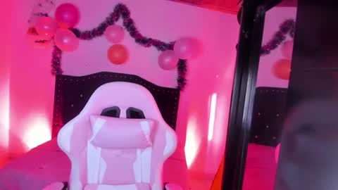 Snapshot of kitty__chs chatting on 9, 1, 2026 kitty__chs online show from 9, 1, 2026