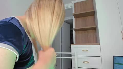 sophie online show from 10, 3, 2026