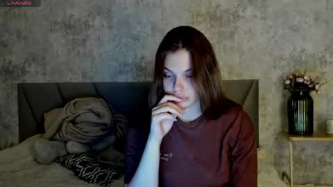 Snapshot of kitty_cathie chatting on 29, 4, 2026 Catherine online show from 29, 4, 2026