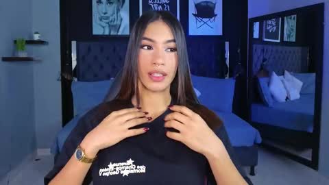 Snapshot of kitty_collins_ chatting on 19, 3, 2026 Kitty online show from 19, 3, 2026