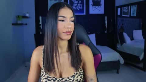 Snapshot of kitty_collins_ chatting on 24, 3, 2026 Kitty online show from 24, 3, 2026