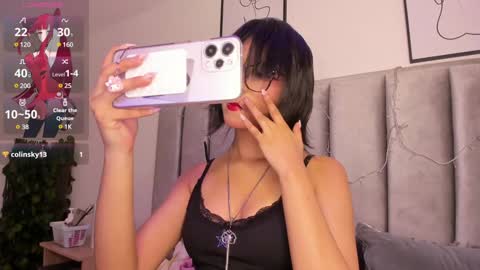 Camila online show from 25, 1, 2025