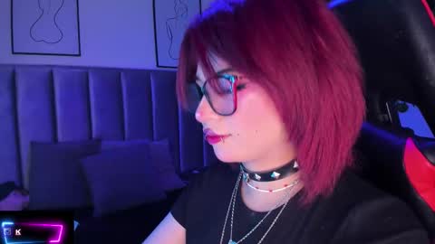 Camila online show from 4, 10, 2025