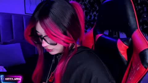 Camila online show from 17, 12, 2025