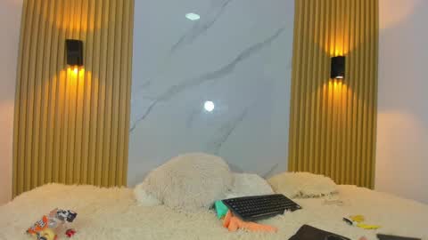 Snapshot of kitty_gill chatting on 21, 12, 2024 kitty_gill online show from 21, 12, 2024