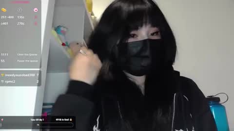 Snapshot of kitty_krush chatting on 11, 9, 2025 Kitty online show from 11, 9, 2025