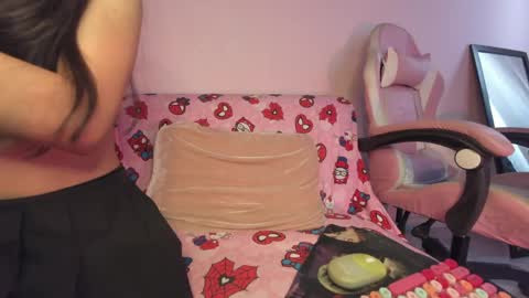 Snapshot of kitty_kryss chatting on 23, 5, 2026 kitty_kryss online show from 23, 5, 2026