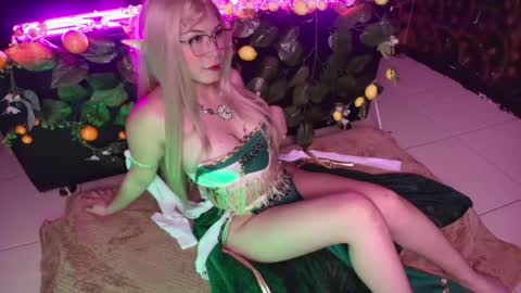 Snapshot of kitty_malach chatting on 16, 11, 2025 Kitty online show from 16, 11, 2025