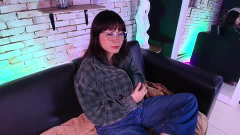 Snapshot of kitty_malach chatting on 25, 11, 2025 Kitty online show from 25, 11, 2025