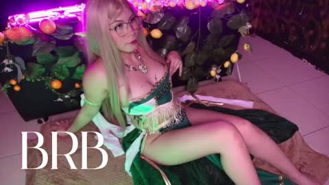 Snapshot of kitty_malach chatting on 16, 12, 2025 Kitty online show from 16, 12, 2025