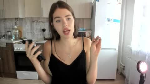 Snapshot of kitty_mila18 chatting on 12, 9, 2025 kitty mila online show from 12, 9, 2025