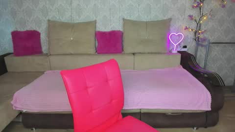 Snapshot of kitty_mila18 chatting on 2, 11, 2025 kitty mila online show from 2, 11, 2025