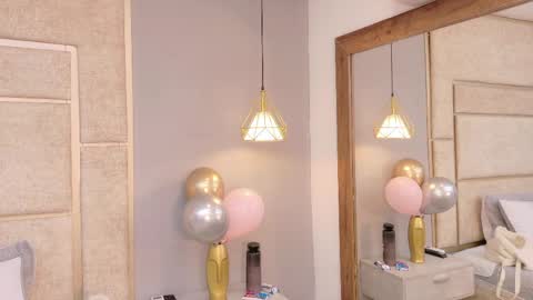 Snapshot of kitty_model chatting on 6, 4, 2026 kitty_model online show from 6, 4, 2026