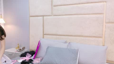 Snapshot of kitty_model chatting on 16, 4, 2026 kitty_model online show from 16, 4, 2026