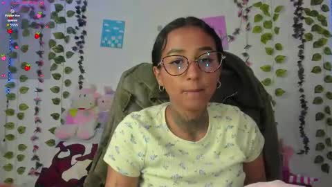 Snapshot of kitty_moon2 chatting on 30, 6, 2026 Kitty online show from 30, 6, 2026