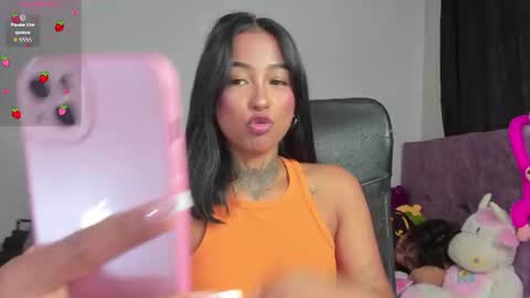 Snapshot of kitty_moon2 chatting on 10, 7, 2026 Kitty online show from 10, 7, 2026