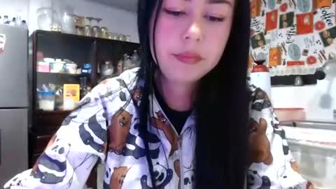 Snapshot of kitty_small69 chatting on 23, 6, 2026 kitty_small69 online show from 23, 6, 2026