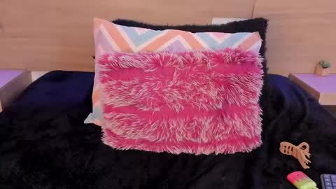 Snapshot of kitty_velve chatting on 20, 4, 2026 kitty online show from 20, 4, 2026