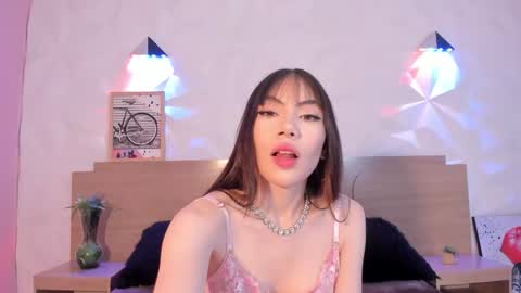 Snapshot of kitty_velve chatting on 28, 4, 2026 kitty online show from 28, 4, 2026