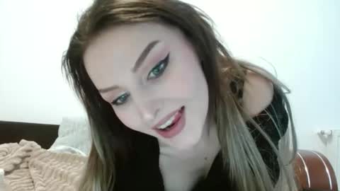 Snapshot of kittyblackcat chatting on 15, 4, 2026 Kitty online show from 15, 4, 2026