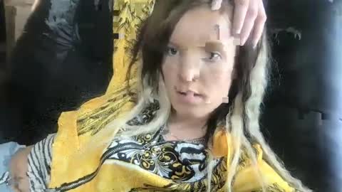 kittycatkendra online show from 25, 2, 2025