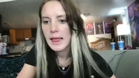 kittycatkendra online show from 8, 3, 2025