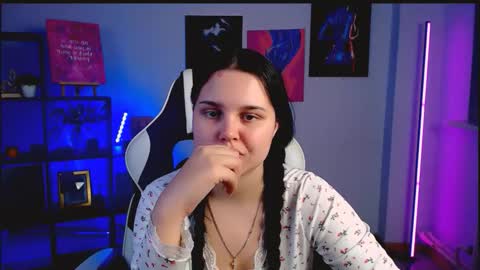 kittykriss_ online show from 13, 12, 2025