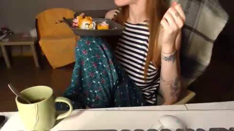 KittyloveMoon online show from 29, 4, 2026
