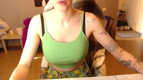 KittyloveMoon online show from 6, 5, 2026