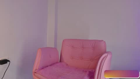 Snapshot of kittymyers_ chatting on 8, 5, 2026 kittymyers_ online show from 8, 5, 2026
