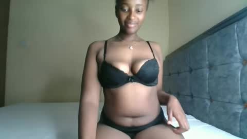 Snapshot of kittypettite chatting on 9, 9, 2025 Kittypettite online show from 9, 9, 2025