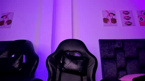 Snapshot of kittystar18 chatting on 31, 3, 2026 kitty online show from 31, 3, 2026