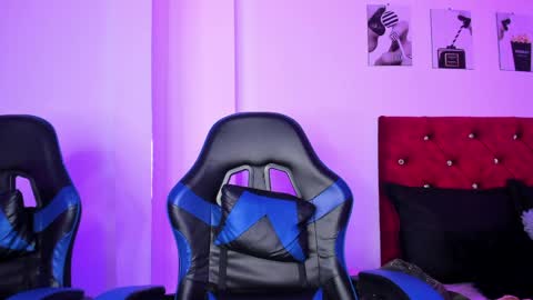 Snapshot of kittystar18 chatting on 6, 4, 2026 kitty online show from 6, 4, 2026