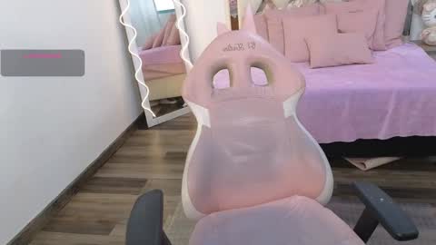 Kitty  online show from 24, 2, 2025