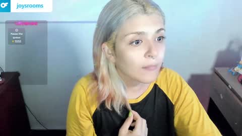 Kitty Trixy online show from 10, 12, 2024