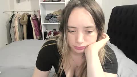 kittywantslove23 online show from 16, 10, 2025