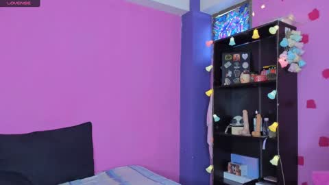 Kitty Zen online show from 31, 12, 2024