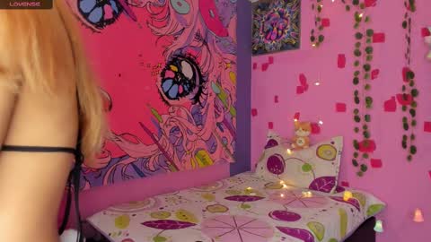 Kitty Zen online show from 7, 3, 2025