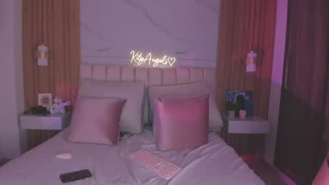 Angel Independent Model online show from 2, 7, 2026