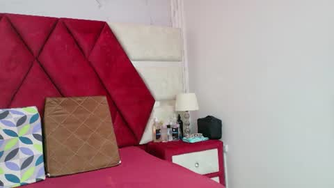 Snapshot of kity_spiderr chatting on 31, 7, 2026 Luisa y Jairo online show from 31, 7, 2026