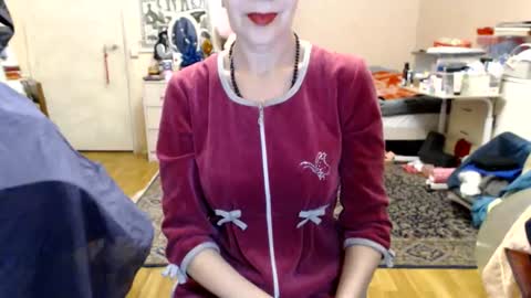 KiuminBerry online show from 2, 1, 2025