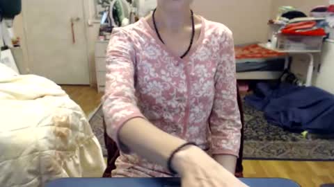 KiuminBerry online show from 16, 10, 2025