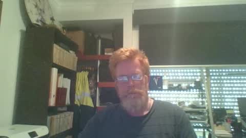 kiwi_boss61 online show from 28, 1, 2025