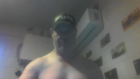 Snapshot of kiwiguy19773 chatting on 23, 4, 2026 kiwiguy19773 online show from 23, 4, 2026