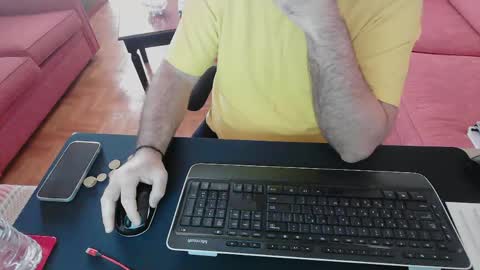 Snapshot of kkarezis chatting on 6, 5, 2026 Kostas online show from 6, 5, 2026