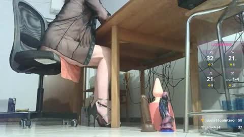 Snapshot of klaudiacd chatting on 22, 10, 2025 Klaudia online show from 22, 10, 2025