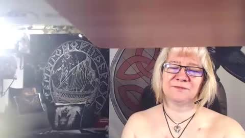 Snapshot of kleiner_teufel chatting on 27, 2, 2025 Michelle online show from 27, 2, 2025