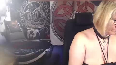 Snapshot of kleiner_teufel chatting on 12, 3, 2025 Michelle online show from 12, 3, 2025