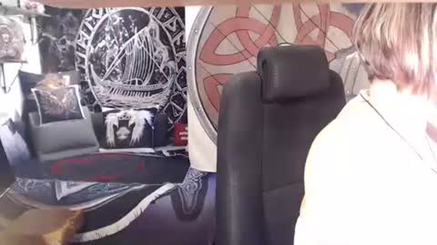 Snapshot of kleiner_teufel chatting on 28, 9, 2025 Michelle online show from 28, 9, 2025